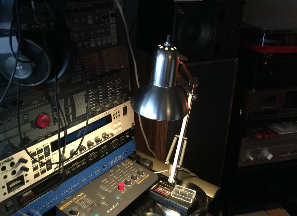 studio-lamp