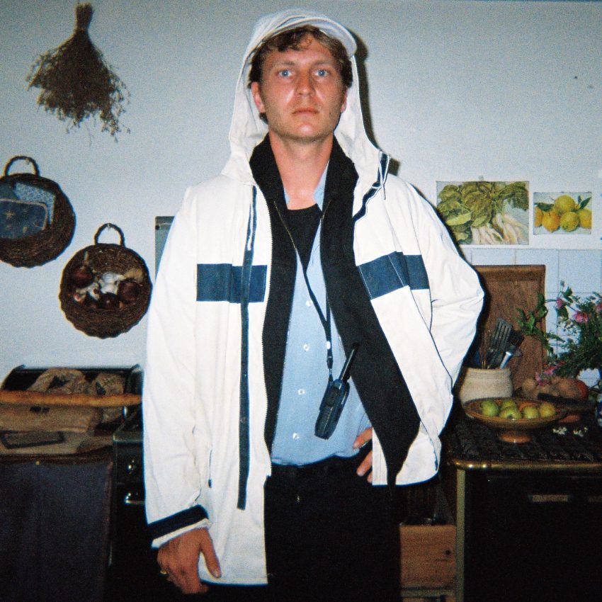 ROMEO POIRIER 『LIVING ROOM』 Living Room: Roméo Poirier, Louis
